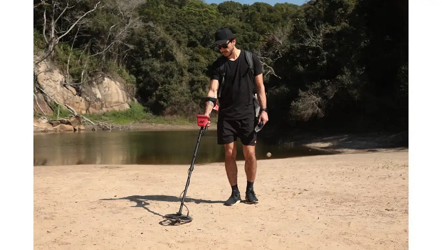 MINELAB Vanquish 440 Metal Detector